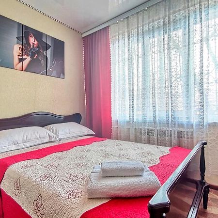 Апартаменты В Микрорайоне Орбита-2, 4 Alma-Ata Buitenkant foto
